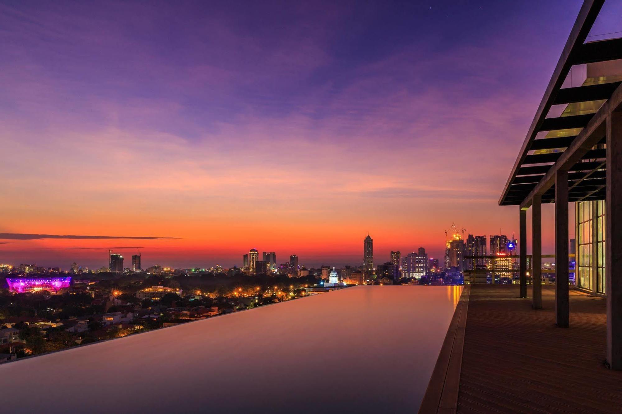 เจ็ตวิง โคลอมโบ เซเว่น Hotel ภายนอก รูปภาพ