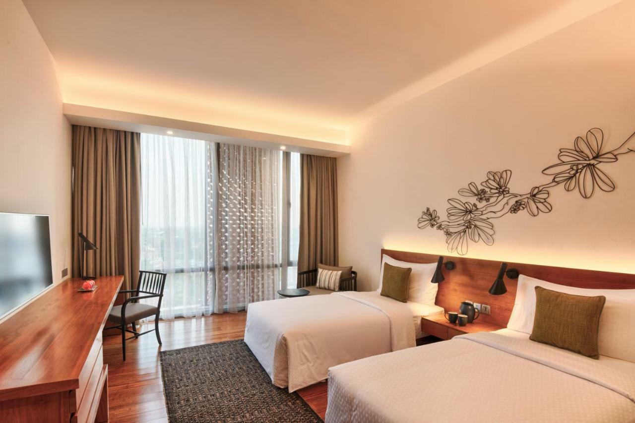 เจ็ตวิง โคลอมโบ เซเว่น Hotel ภายนอก รูปภาพ